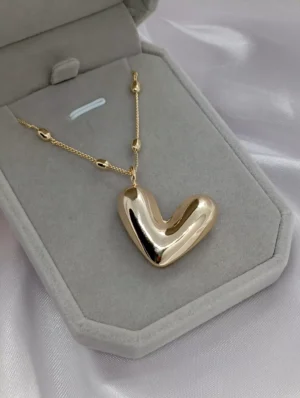Collar Diseño Único con Dije de Corazón en Oro Laminado 14K