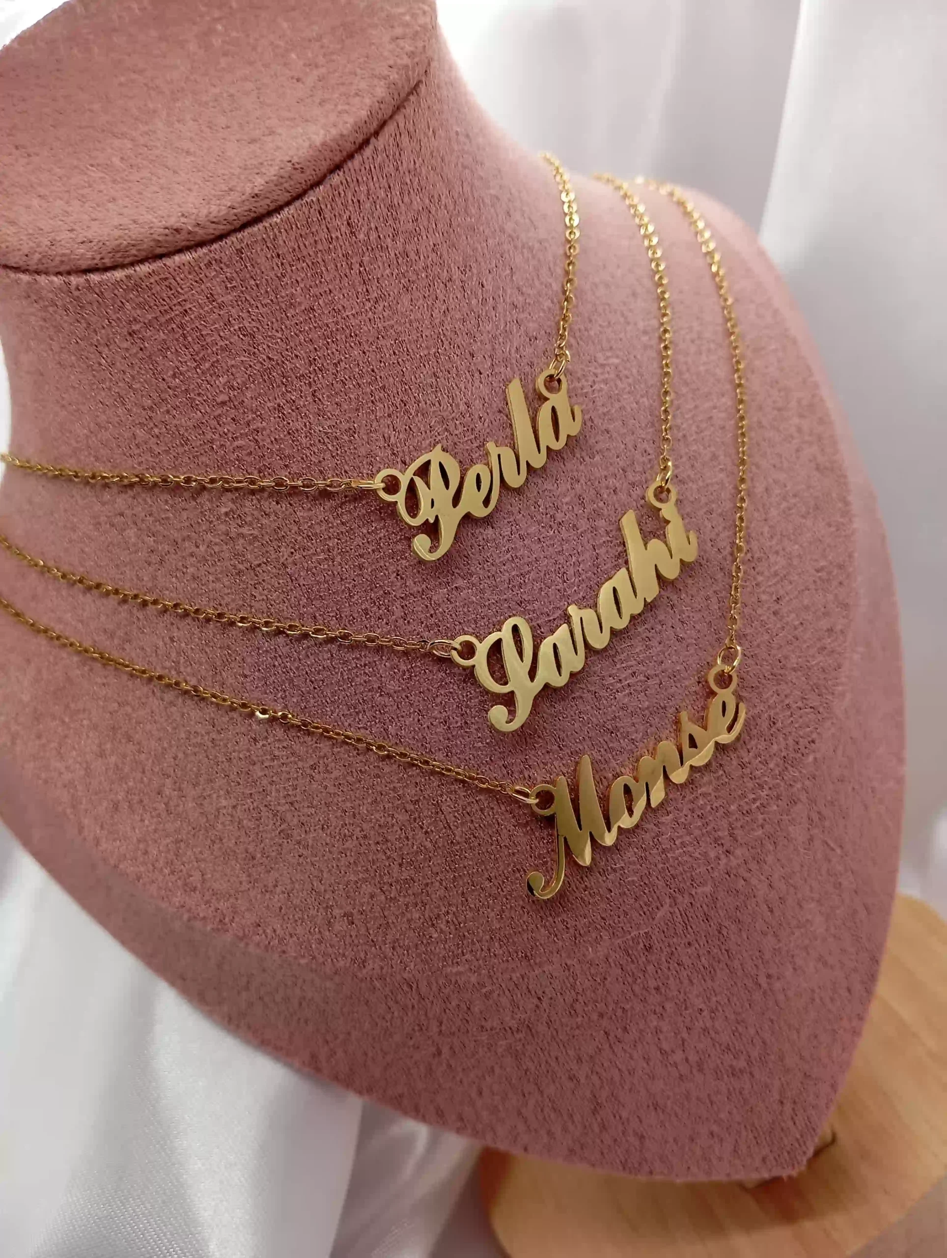 Collar con Nombre en Acero
