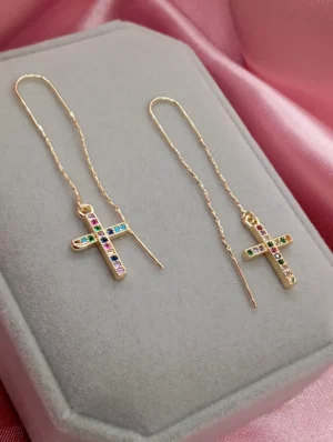 Arete Violador de Cruz en Oro Laminado