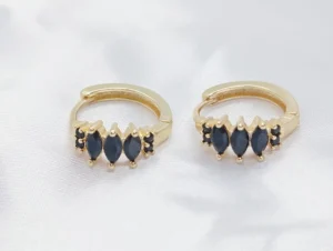Arete Huggies Oro Laminado 14k