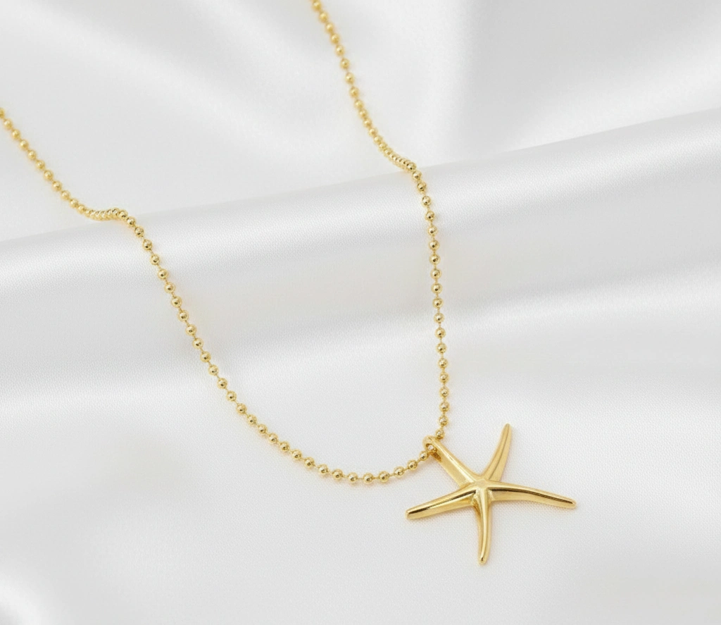 Collar Dije de Estrella en Oro Laminado 14k